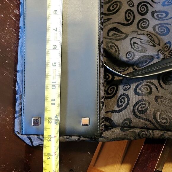 NWOT Retro Moda Design Black Shoulder/Travel Bag - Picture 8 of 8